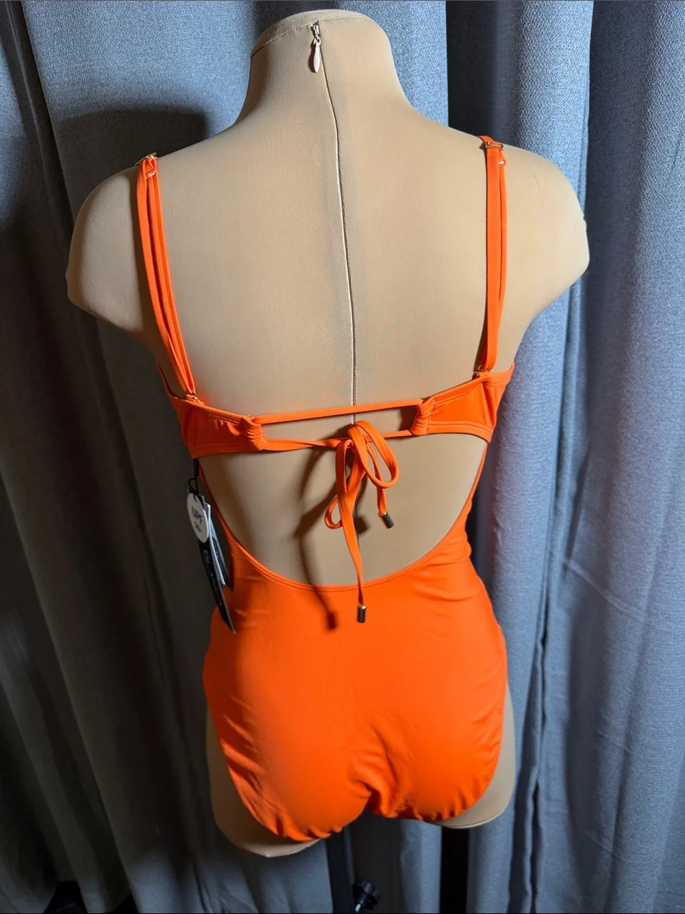 La Blanca bright orange